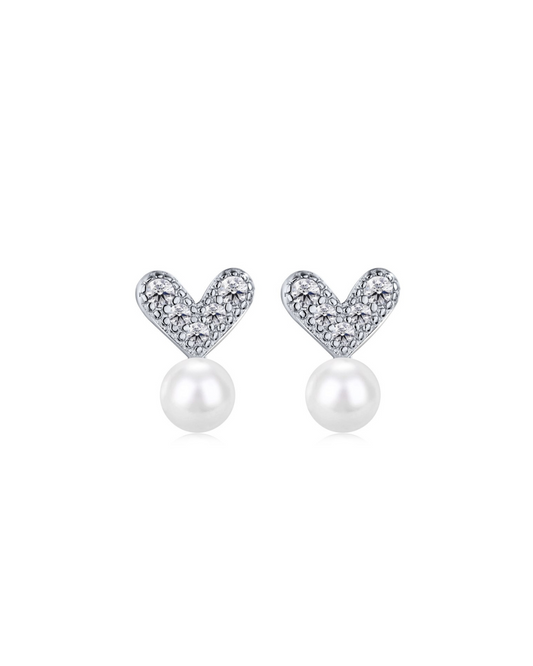 Amora Pearl Studs